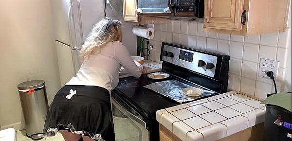  The maid takes the hard cock in the kitchen